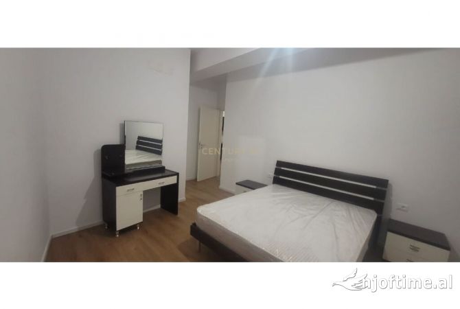 Shtepi me qera 2+1 ne Tirane - 450 Euro