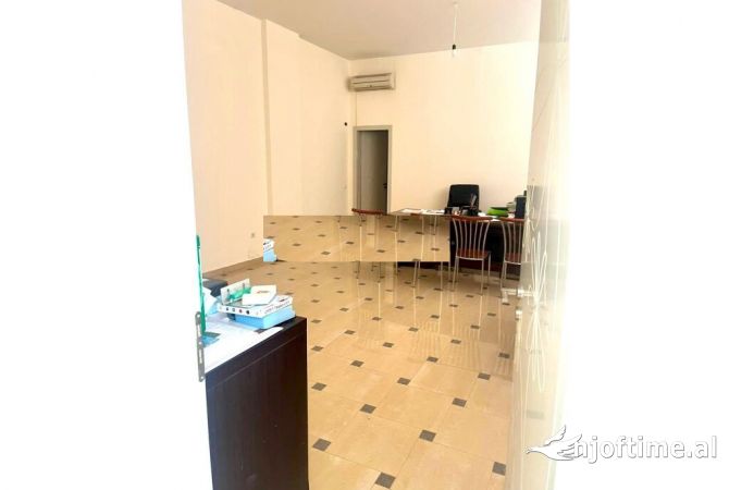 Ambient biznesi ne shitje 1+1 ne Tirane - 10,000 Euro