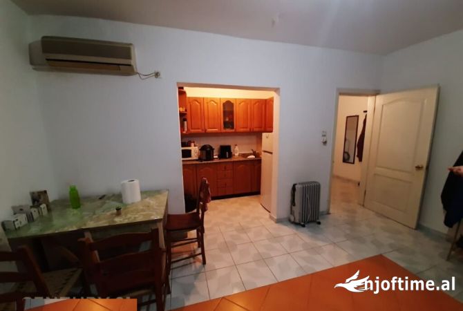 Shtepi ne shitje 1+1 ne Tirane - 90,000 Euro