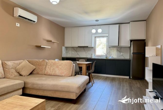Shtepi ne shitje 3+1 ne Tirane - 140,000 Euro