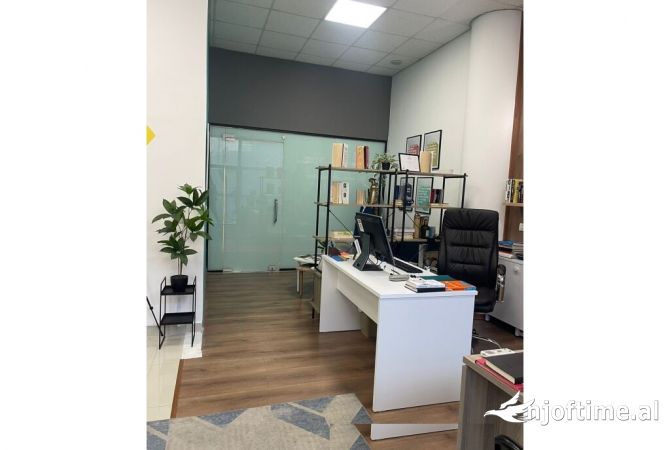 Ambient biznesi ne shitje 1+1 ne Tirane - 140,000 Euro
