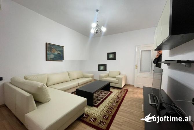 Shtepi me qera 1+1 ne Tirane - 500 Euro