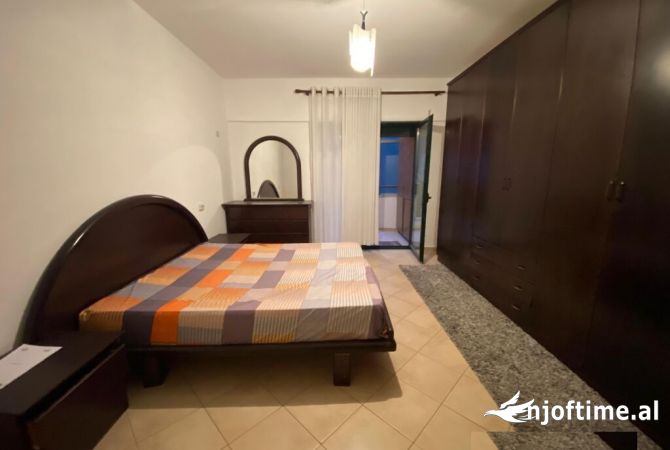 Shtepi ne shitje 1+1 ne Tirane - 120,000 Euro