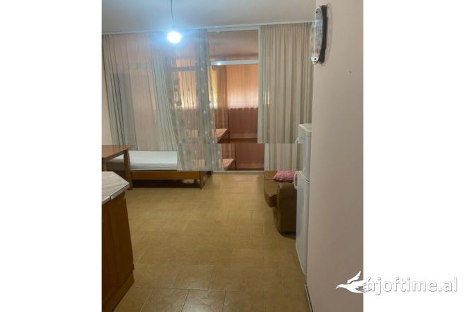 Shtepi me qera 1+1 ne Tirane - 400 Euro