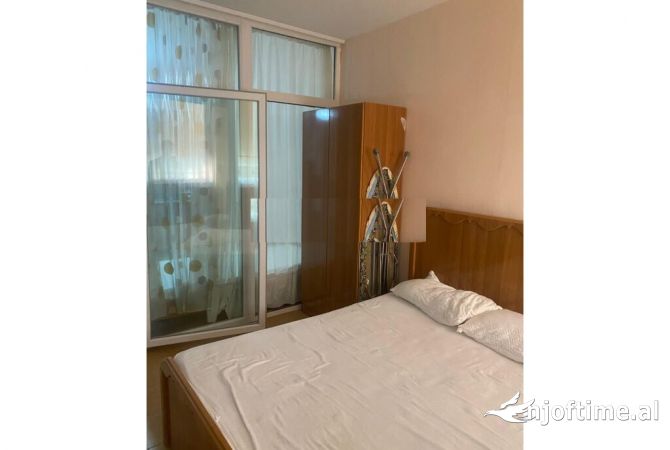 Shtepi me qera 1+1 ne Tirane - 400 Euro