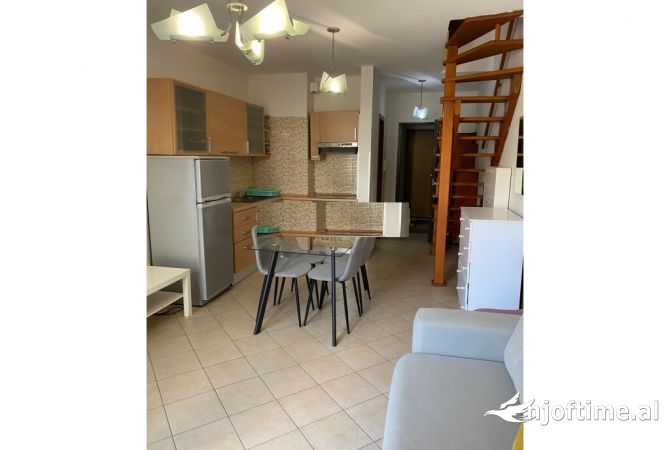 Shtepi me qera 2+1 ne Tirane - 550 Euro