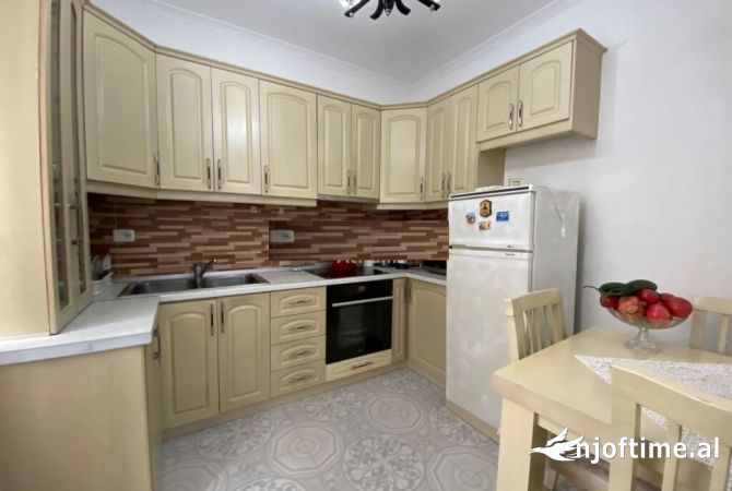 Shtepi me qera 1+1 ne Tirane - 350 Euro
