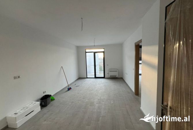 Shtepi me qera 1+1 ne Tirane - 350 Euro