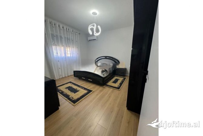 Shtepi me qera 3+1 ne Tirane - 600 Euro
