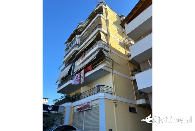 Shtepi ne shitje 3+1 ne Tirane - 192,000 Euro