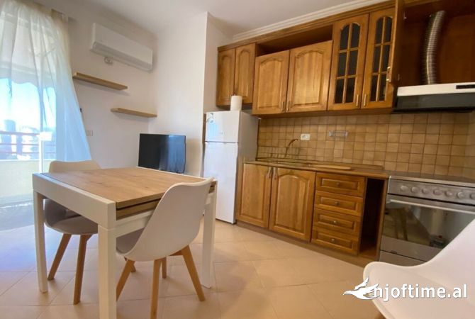 Shtepi me qera Garsoniere ne Tirane - 380 Euro