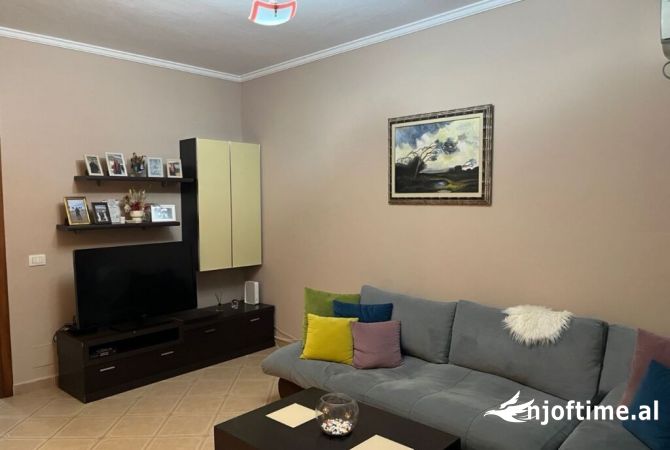 Shtepi ne shitje 2+1 ne Tirane - 110,000 Euro