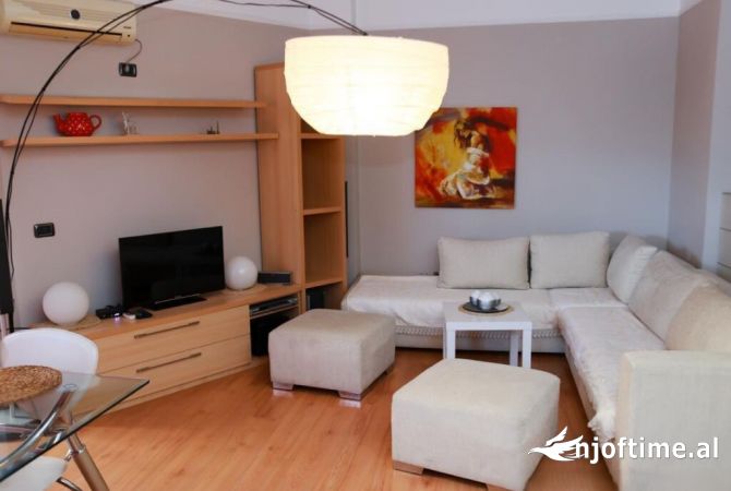 Shtepi me qera 1+1 ne Tirane - 600 Euro