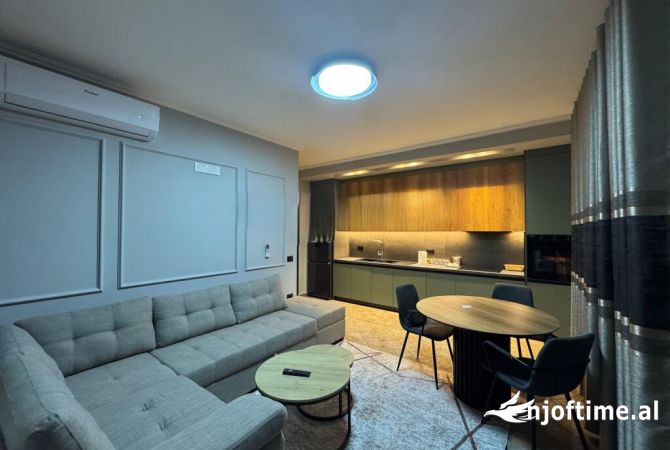 Shtepi me qera 2+1 ne Tirane - 6,000 Euro