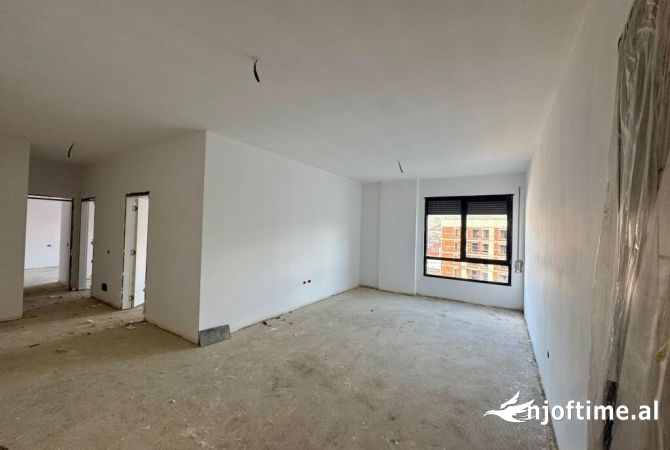 Shtepi ne shitje 3+1 ne Tirane - 159,000 Euro