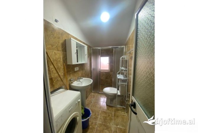 Shtepi ne shitje 1+1 ne Tirane - 160,000 Euro