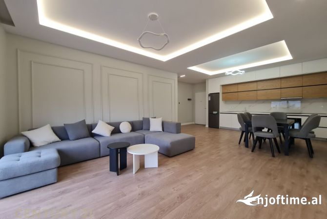 Shtepi me qera 2+1 ne Tirane - 700 Euro