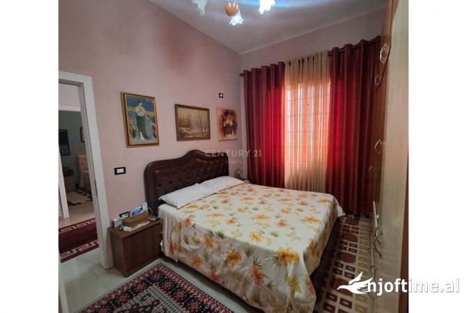 Shtepi ne shitje 2+1 ne Tirane - 120,000 Euro