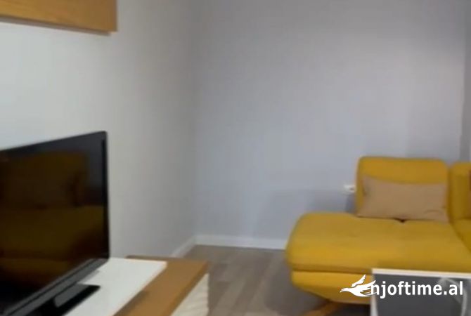 Shtepi me qera 1+1 ne Tirane - 300 Euro