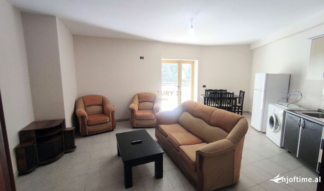 Shtepi ne shitje Apartament ne Tirane, 1+1, Mobilimi E mobiluar, Pagesa 92,700  Euro.