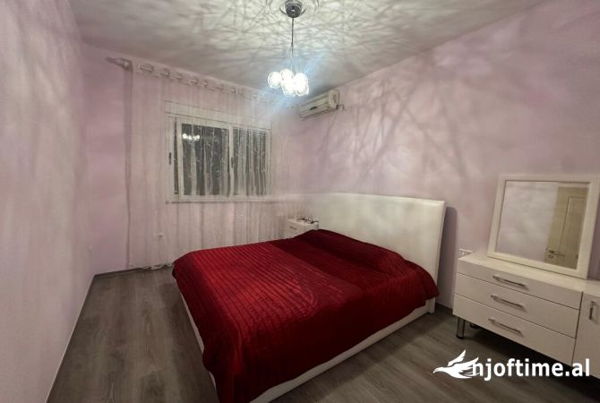 Shtepi me qera 1+1 ne Tirane - 650 Euro