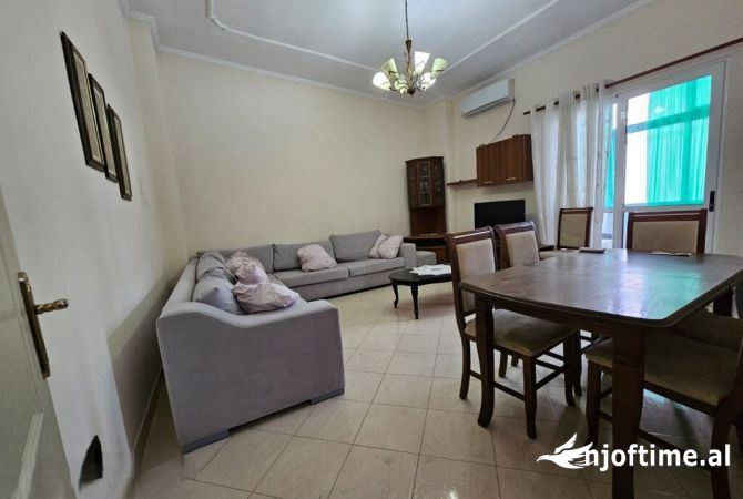 Shtepi me qera 1+1 ne Tirane - 350 Euro
