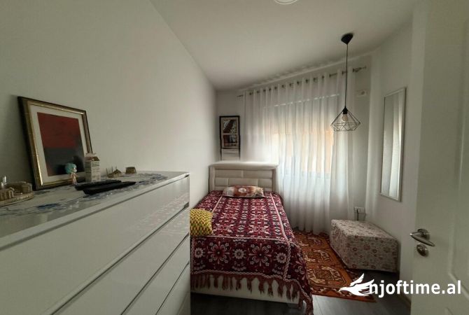 Shtepi ne shitje 3+1 ne Tirane - 160,000 Euro