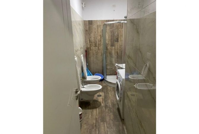 Shtepi ne shitje 2+1 ne Tirane - 160,000 Euro