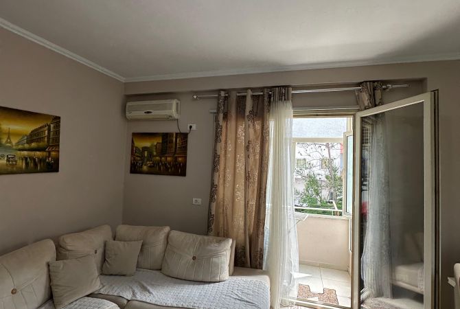 Shtepi me qera 1+1 ne Tirane - 400 Euro