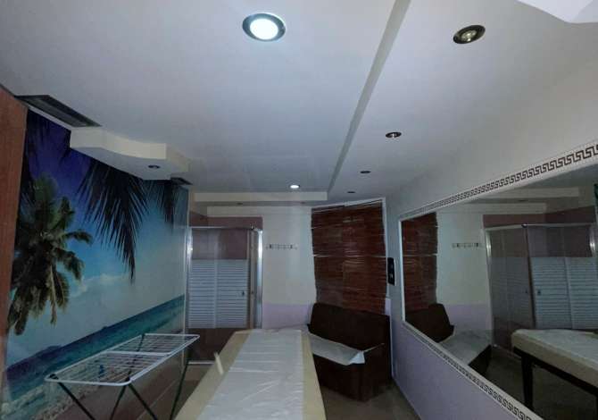 Jepet ambient biznesi me qera te Rr. Isuf Elezi