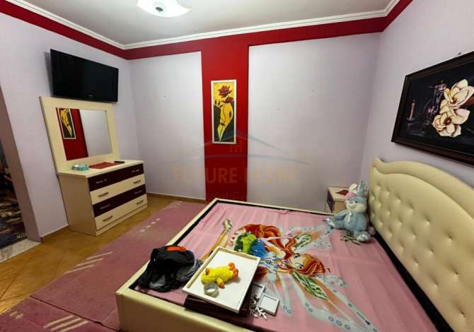 Shtepi ne shitje Apartament ne Tirane, 2+1, Mobilimi E mobiluar, Pagesa 103,000  Euro.