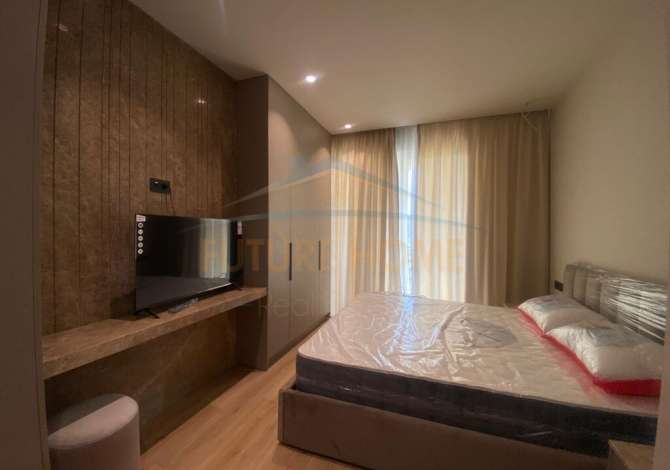 Shtepi me qera 2+1 ne Tirane - 750 Euro