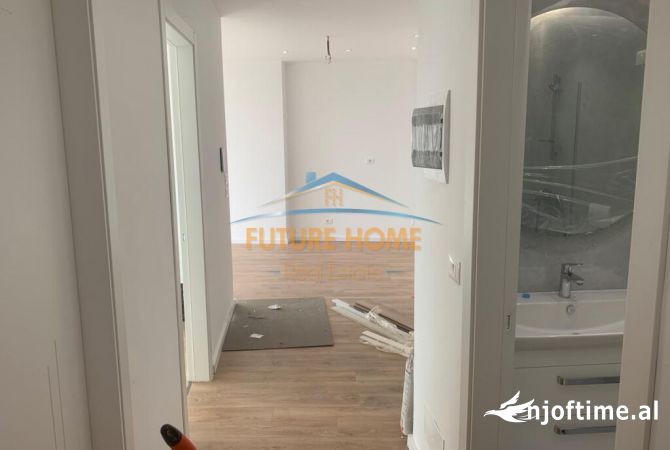 Shtepi me qera 2+1 ne Tirane - 1,000 Euro