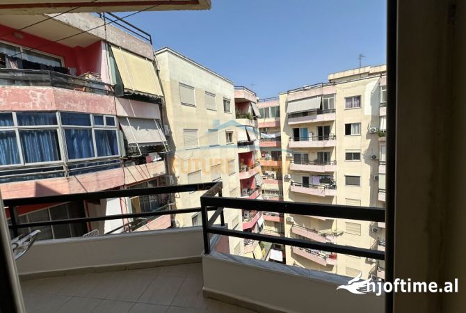 Shtepi ne shitje 2+1 ne Tirane - 105,000 Euro