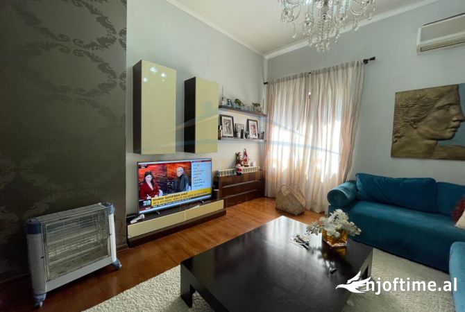 Shtepi ne shitje 2+1 ne Tirane - 350,000 Euro
