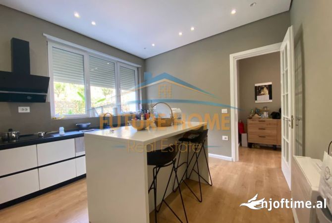 Shtepi ne shitje 4+1 ne Tirane - 780,000 Euro