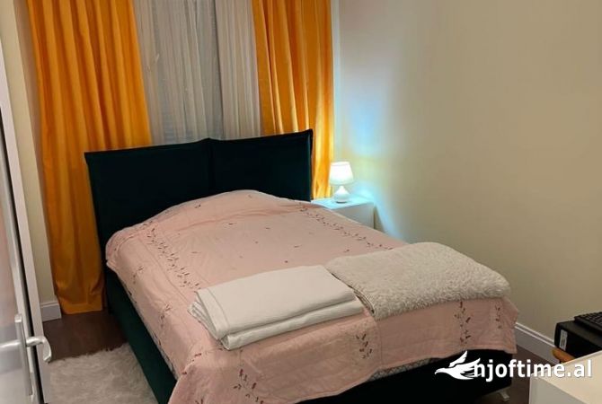 Shtepi ne shitje Apartament ne Tirane, 2+1, Mobilimi E mobiluar, Pagesa 259,000  Euro.