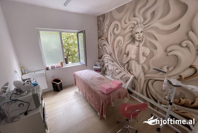 Ambient Per zyra me qera , Rruga Kavajes