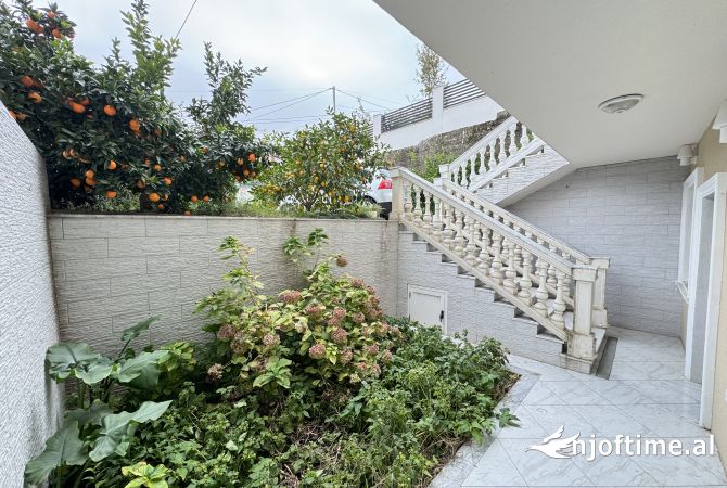 Shtepi me qera 2+1 ne Tirane - 400 Euro