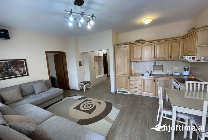 Shtepi me qera 2+1 ne Tirane - 850 Euro