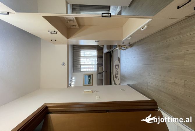 Shtepi me qera 2+1 ne Tirane - 850 Euro