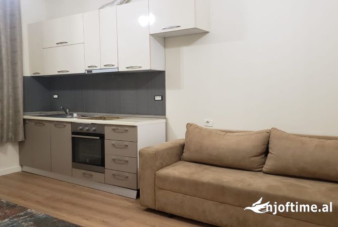 Shtepi me qera 2+1 ne Tirane - 500 Euro