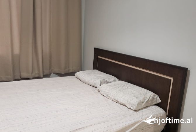 Shtepi me qera Apartament ne Tirane, 2+1, Mobilimi E mobiluar, Pagesa 500  Euro.