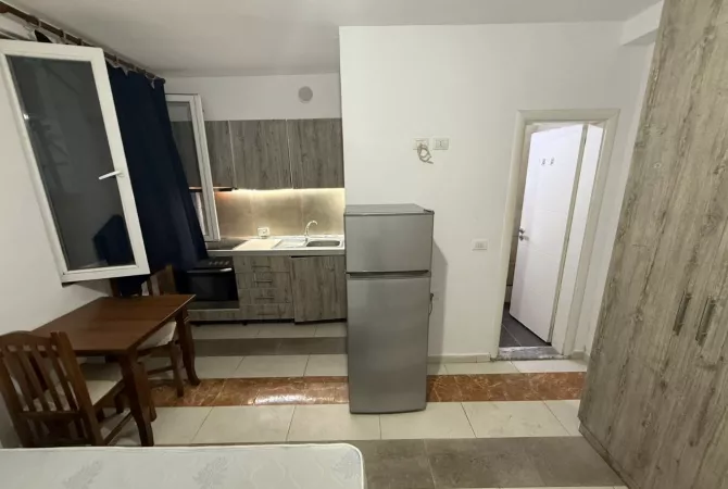 Shtepi me qera Garsoniere ne Tirane - 25,000 Leke