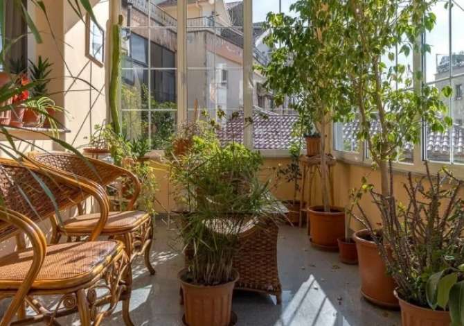 Shtepi me qera 7+1 ne Tirane - 4,500 Euro