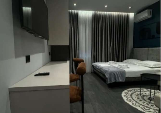 Shtepi ne shitje Apartament ne Tirane, Garsoniere, Mobilimi E mobiluar, Pagesa 178,000  Euro.