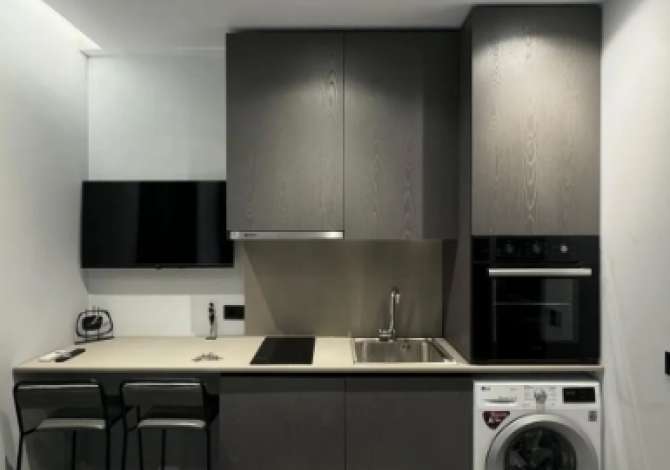 Shtepi ne shitje Apartament ne Tirane, Garsoniere, Mobilimi E mobiluar, Pagesa 178,000  Euro.