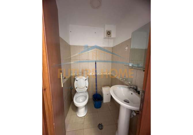 Ambient biznesi ne shitje 2+1 ne Tirane - 12,000 Euro