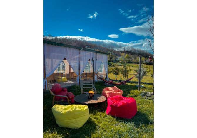 Qera, Bar-Restorant, Shkalla e Tujanit