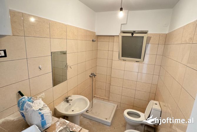 Shtepi ne shitje 2+1 ne Tirane - 135,000 Euro